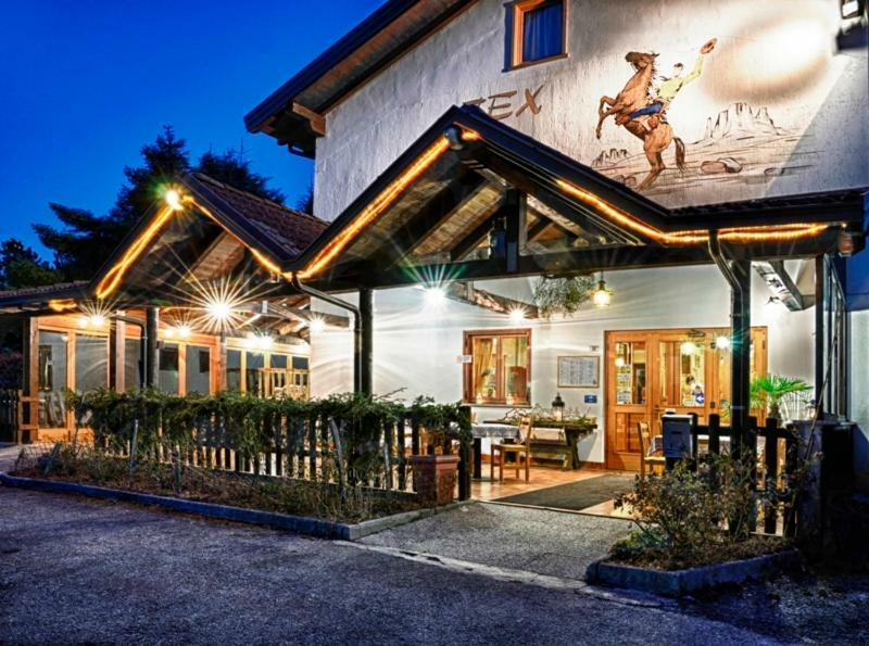 Bed and Breakfast Botton D'Oro Delle Dolomiti Vattaro Exterior foto