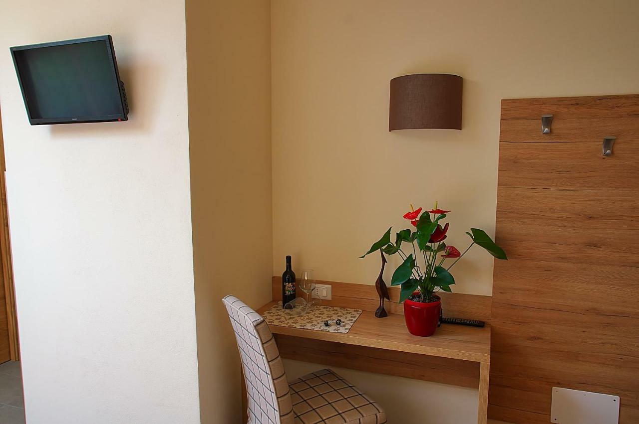Bed and Breakfast Botton D'Oro Delle Dolomiti Vattaro Exterior foto